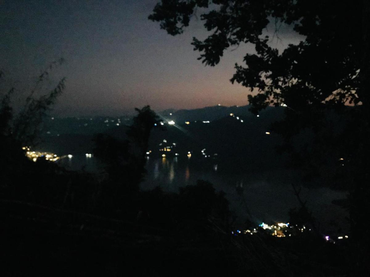 Hom'S Homestay & Farmstay Sarangkot Pokhara Kültér fotó