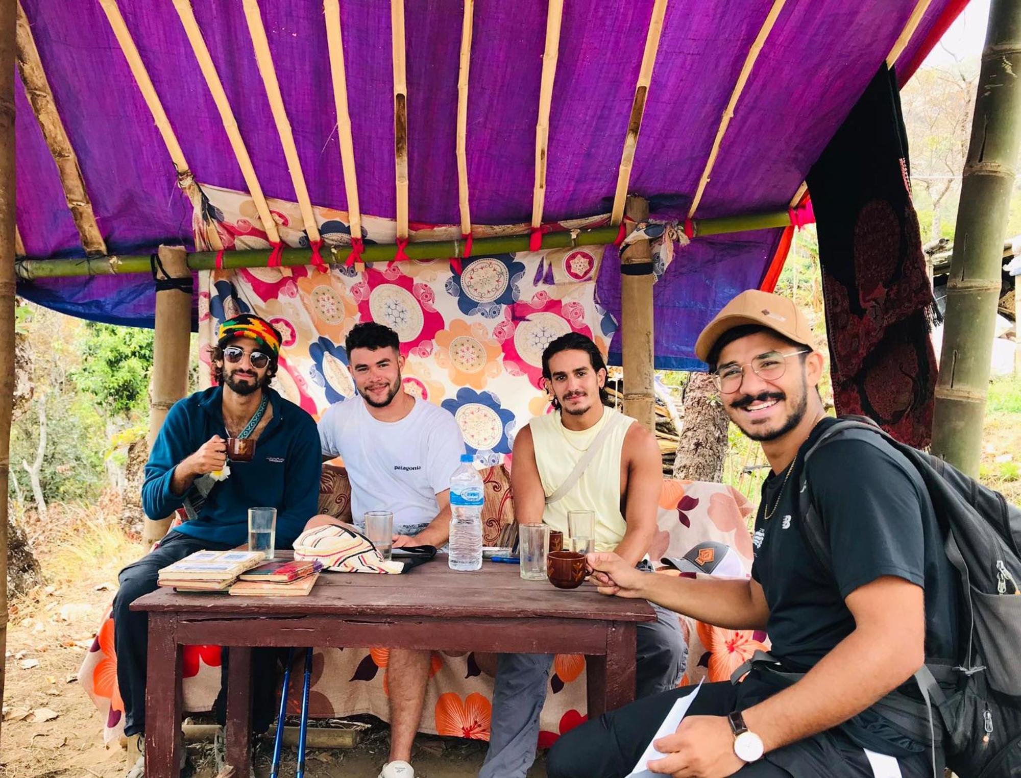 Hom'S Homestay & Farmstay Sarangkot Pokhara Kültér fotó